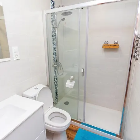 Flatguest Condor + Central + Beach + Wifi Apartment *